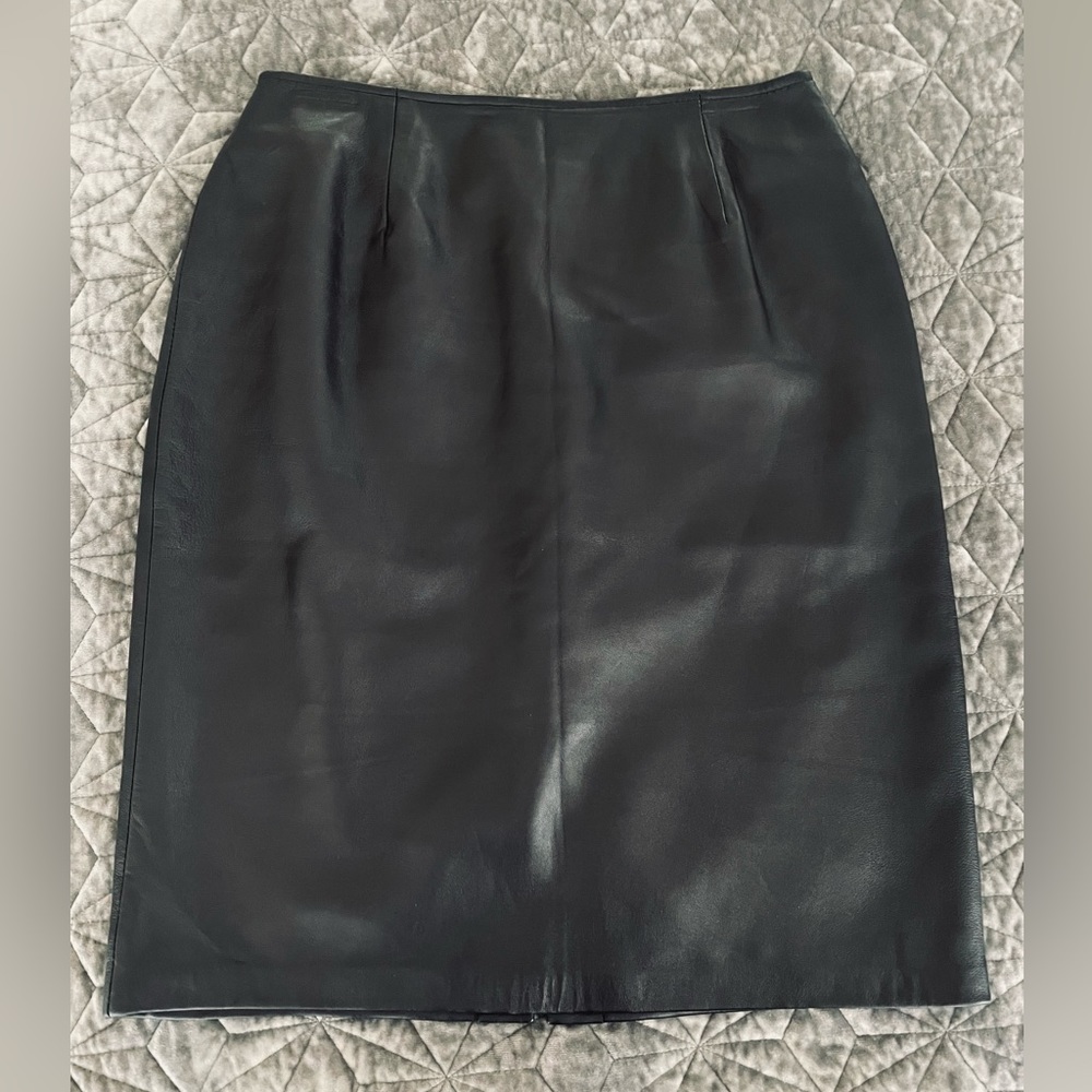 Croft and Barrow Black Leather Skirt 100%